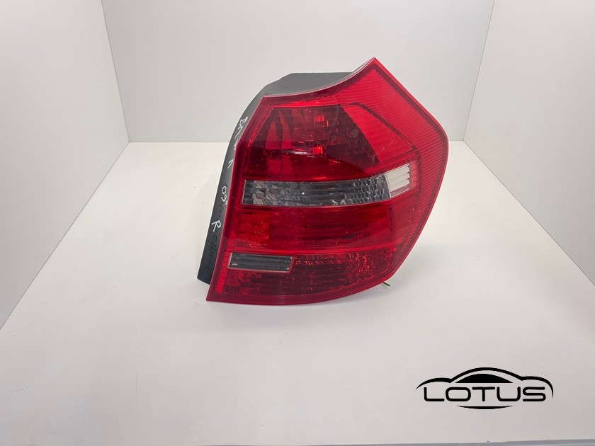 Desna štoplampa BMW 1 E87 E81 2007-2011