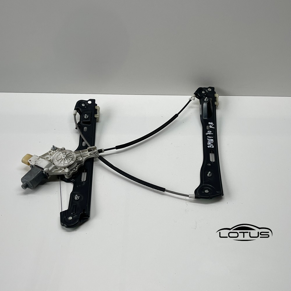 Prednji desni podizac stakla 4V BMW 1 E87 2004-11