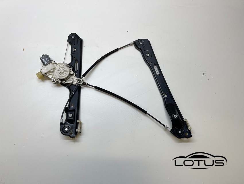 Prednji lijevi podizac stakla 4V BMW 1 E87 2004-2011