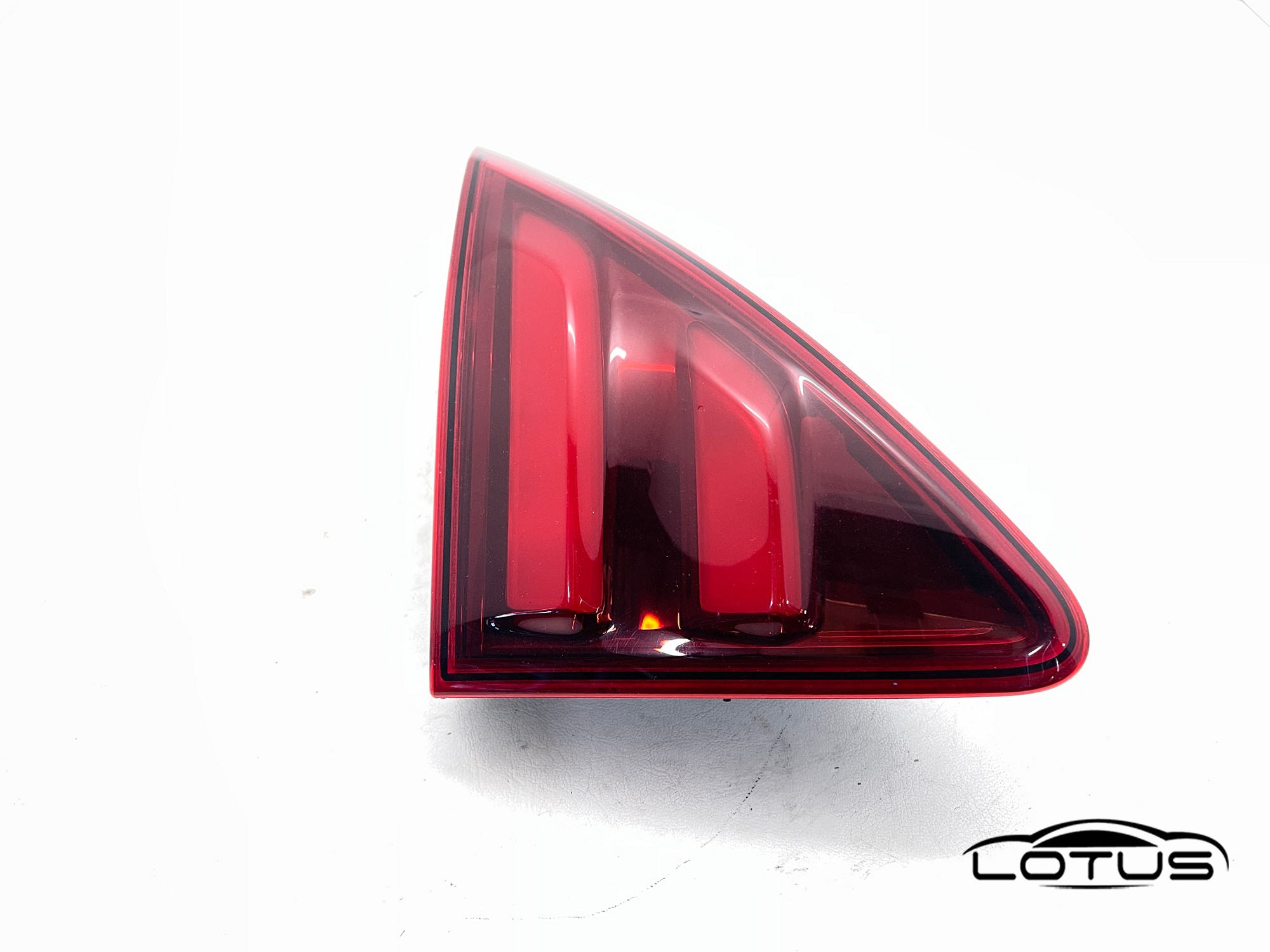 Lijeva štop lampa Peugeot 2008 2016-2019 LED UNUTRASNJA