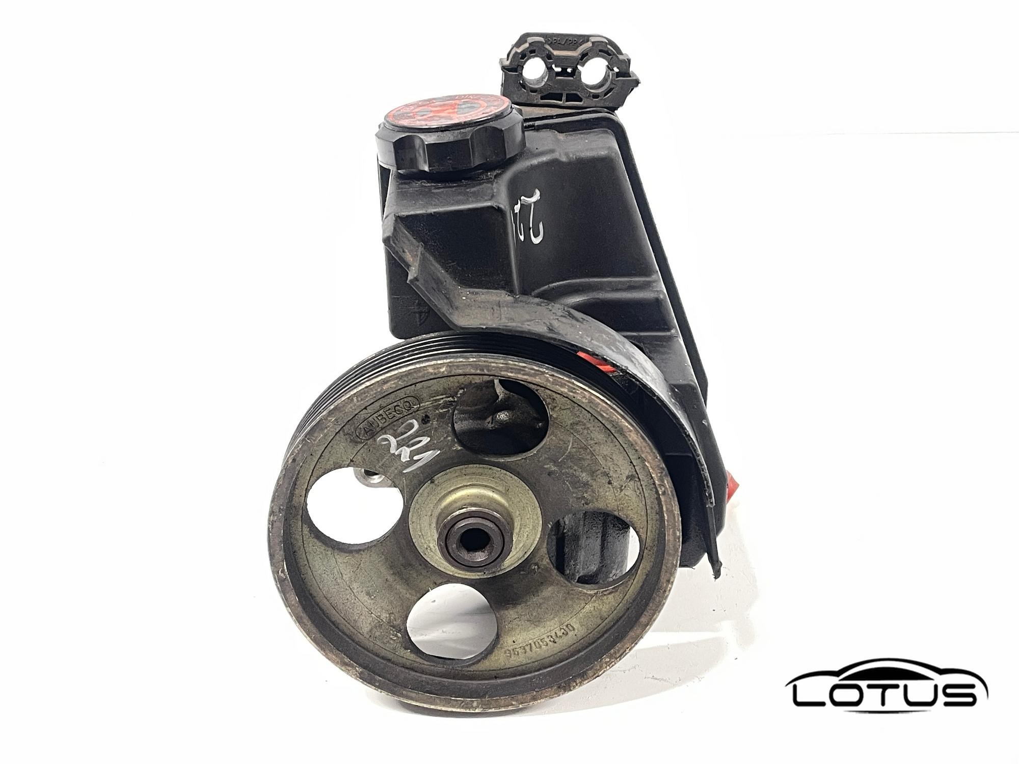 Servo pumpa Peugeot 206 1998-2009 9636868880