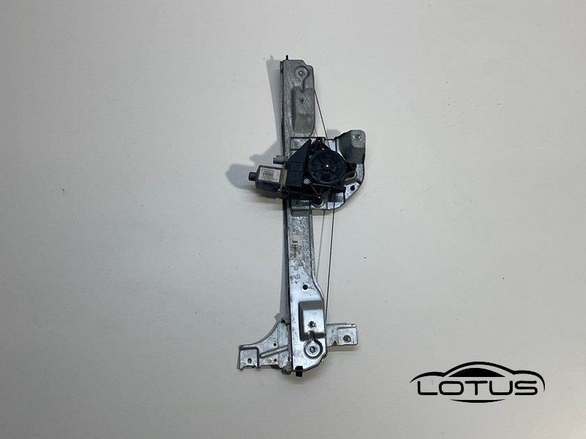 Prednji desni podizac stakla 4V Peugeot 208 12-19