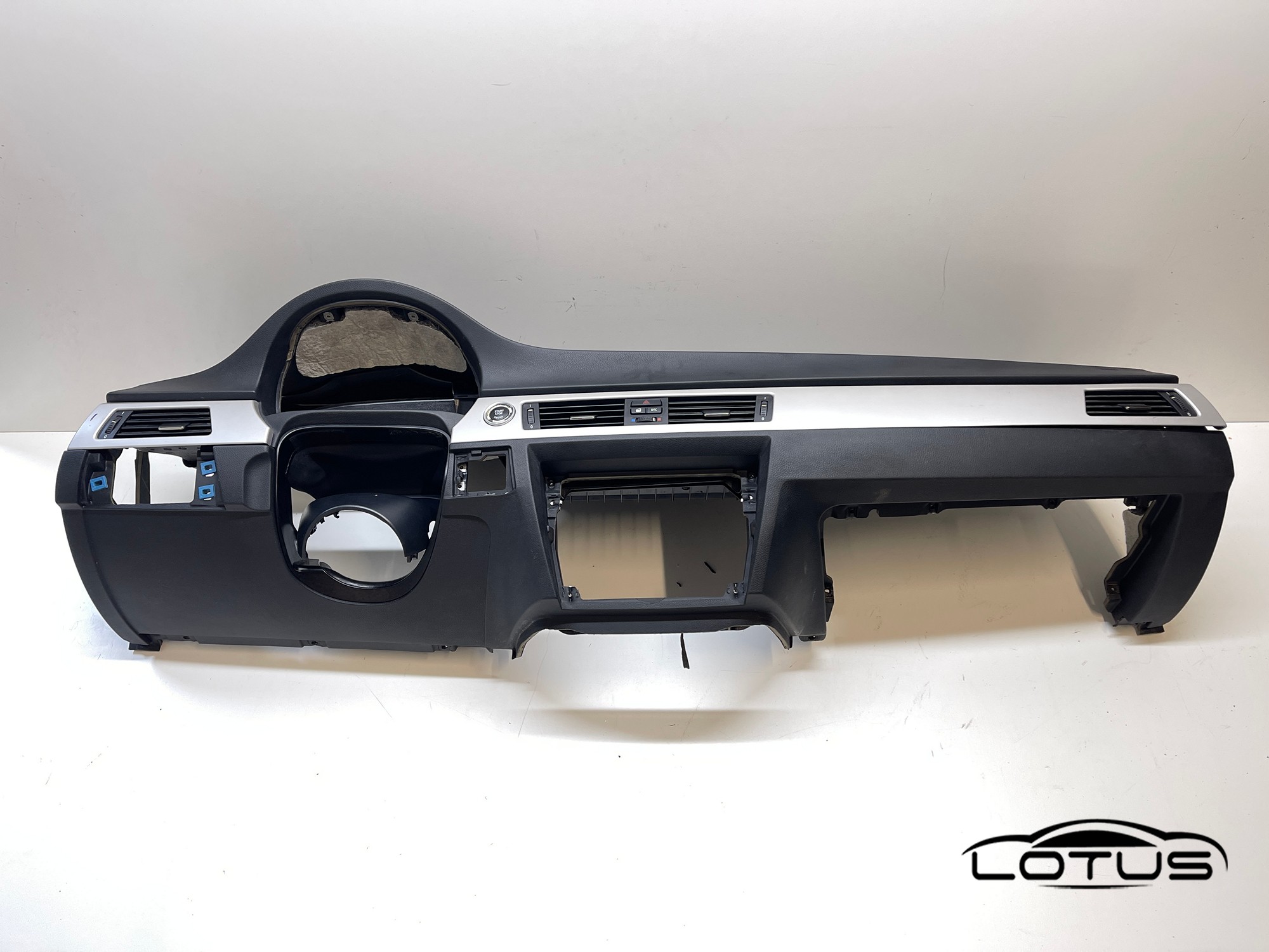 Instrument tabla BMW 3 E90 E91 2005-2012 BEZ NAVIGACIJE