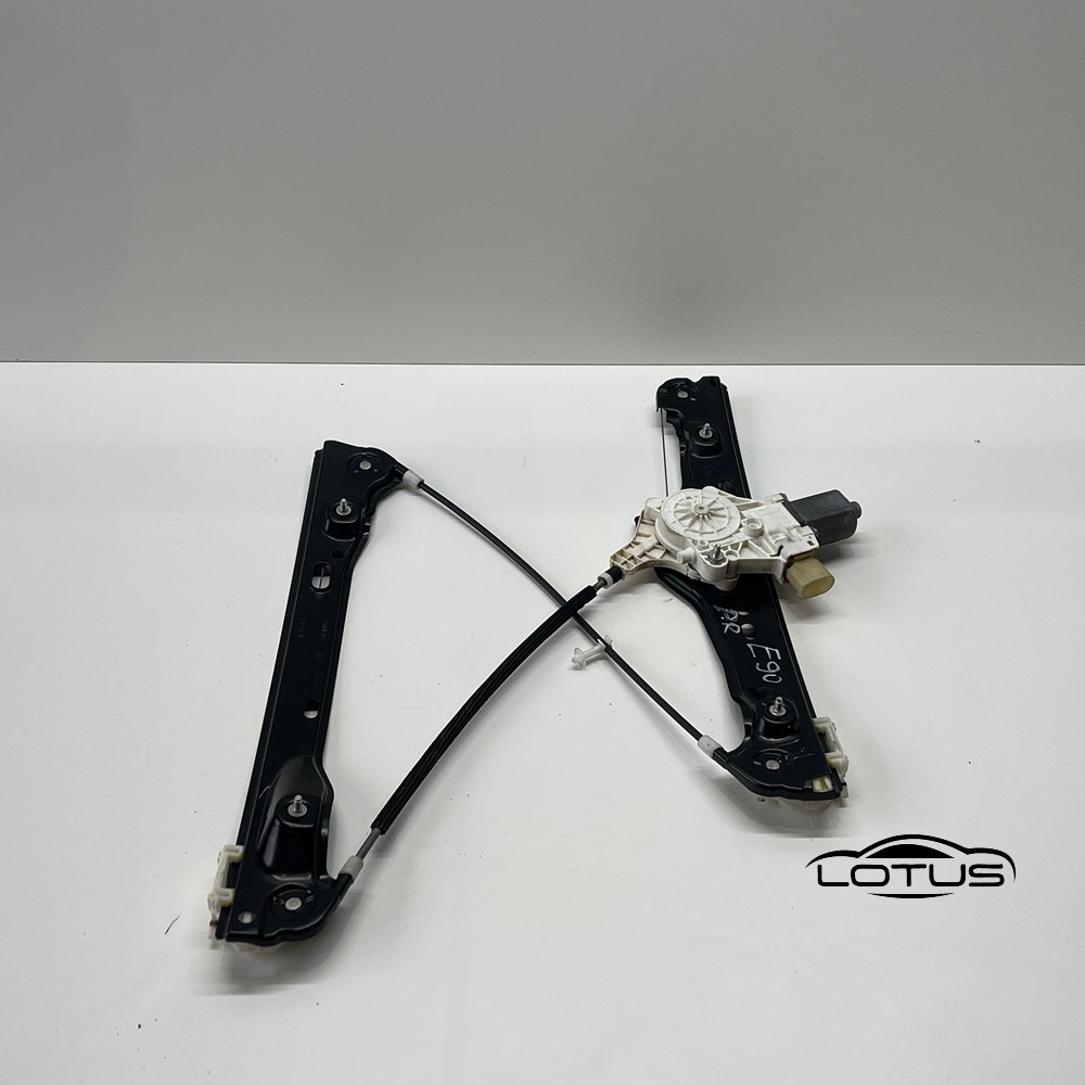 Prednji desni podizac stakla 4V BMW 3 E90 E91 2005-12