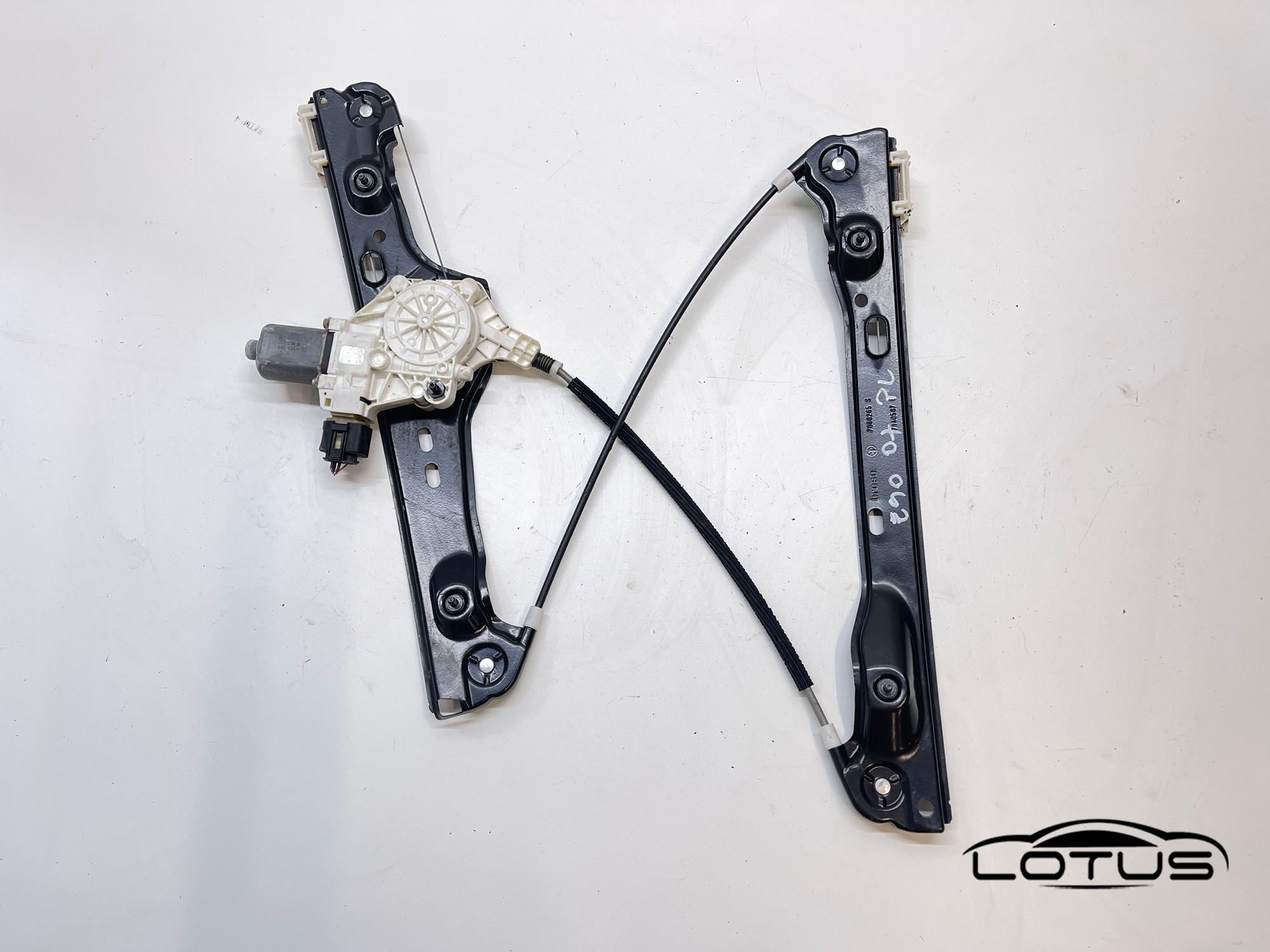 Prednji lijevi podizac stakla BMW 3 E90 E91 2005-2010