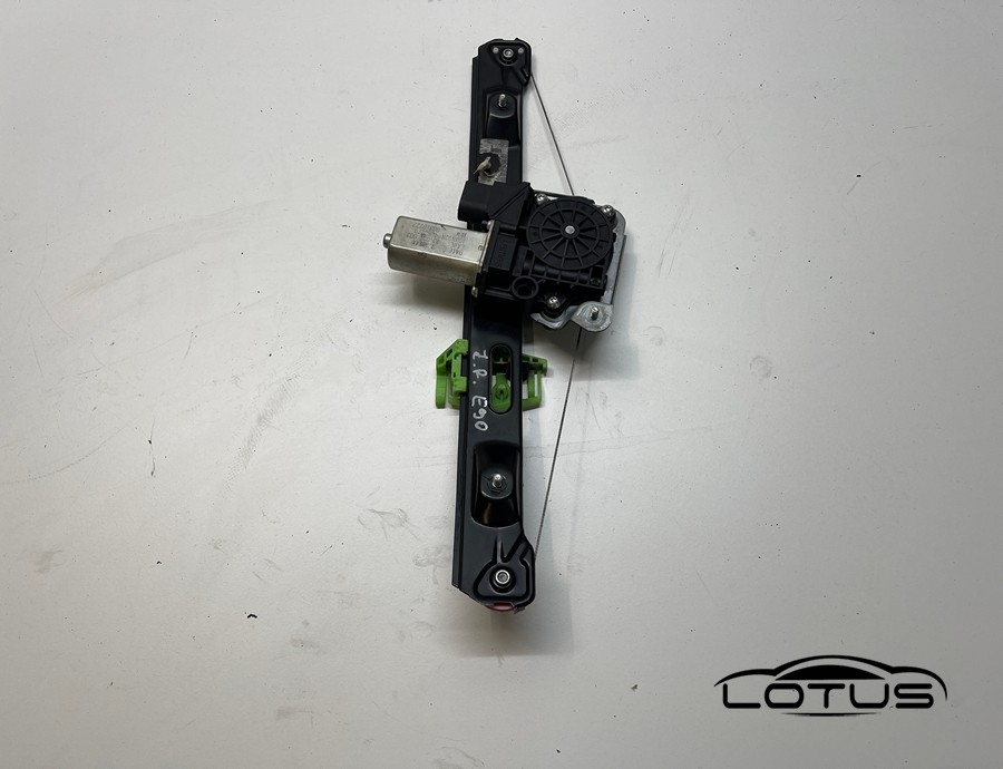 Zadnji desni podizac stakla 4V BMW 3 E90 2005-2012