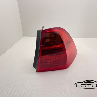 Desna štoplampa BMW 3 E91 KARAVAN 05-08