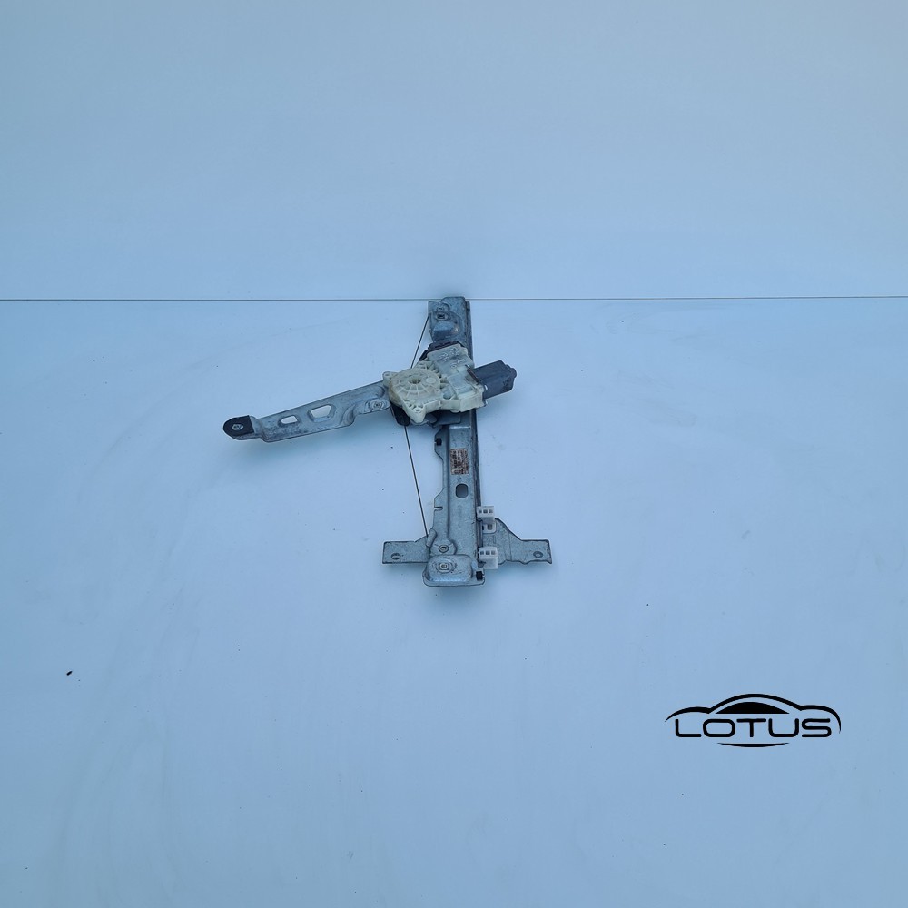 Prednji desni podizac stakla 4V Peugeot 3008 2009-15