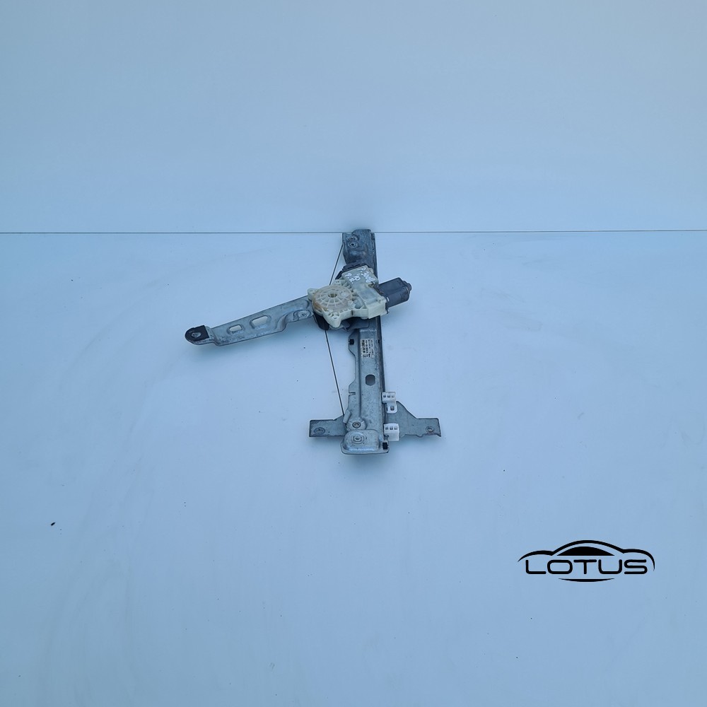 Prednji desni podizac stakla 4V Peugeot 3008 2009-15