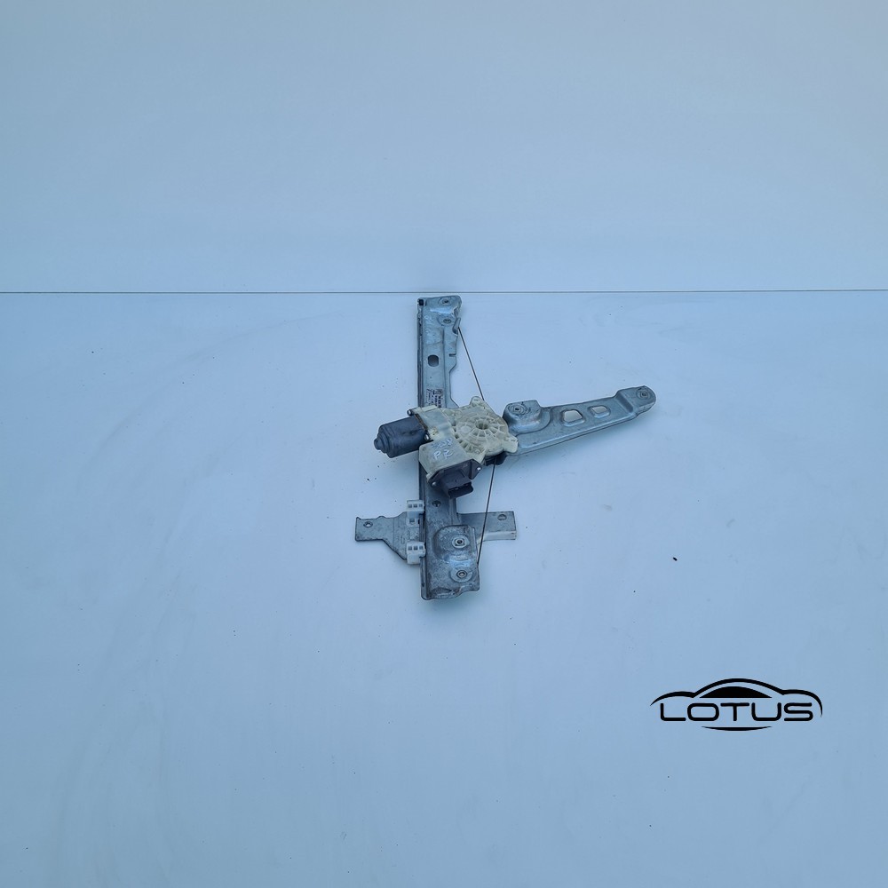 Prednji desni podizac stakla 4V Peugeot 3008 2009-15