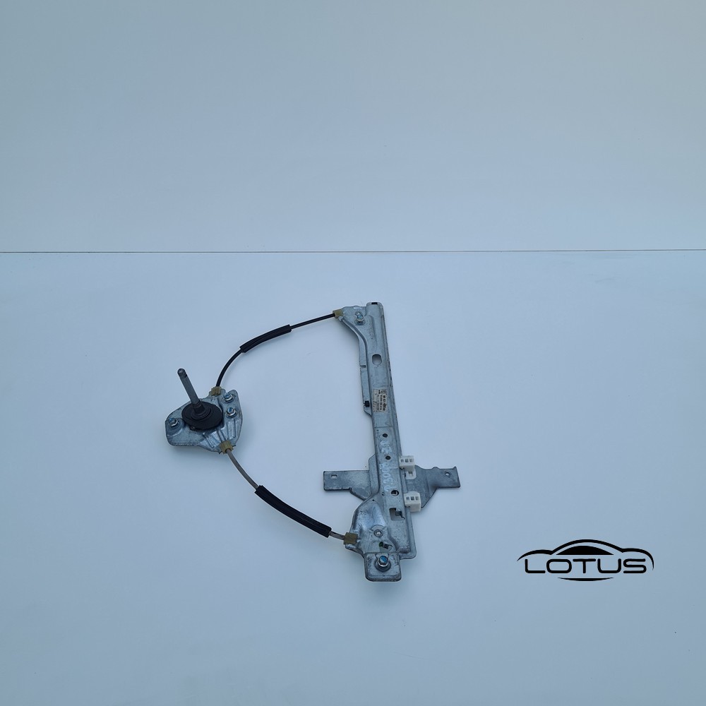 Zadnji desni podizac stakla 4V Peugeot 3008 2009-15
