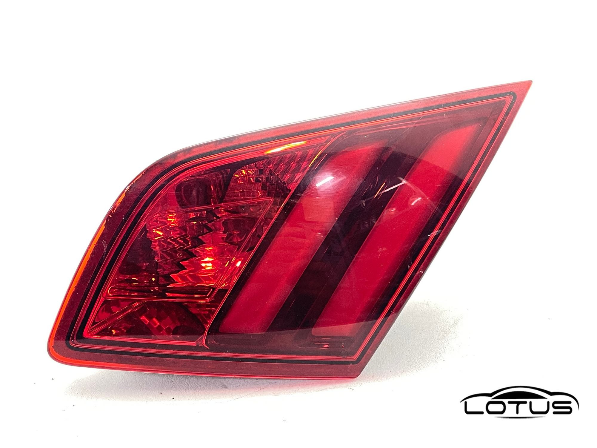Desna štop lampa Peugeot 308 2013-2017 LED UNUTRASNJA