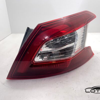 Desna štop lampa Peugeot 308 2013-2017 LIMUZINA