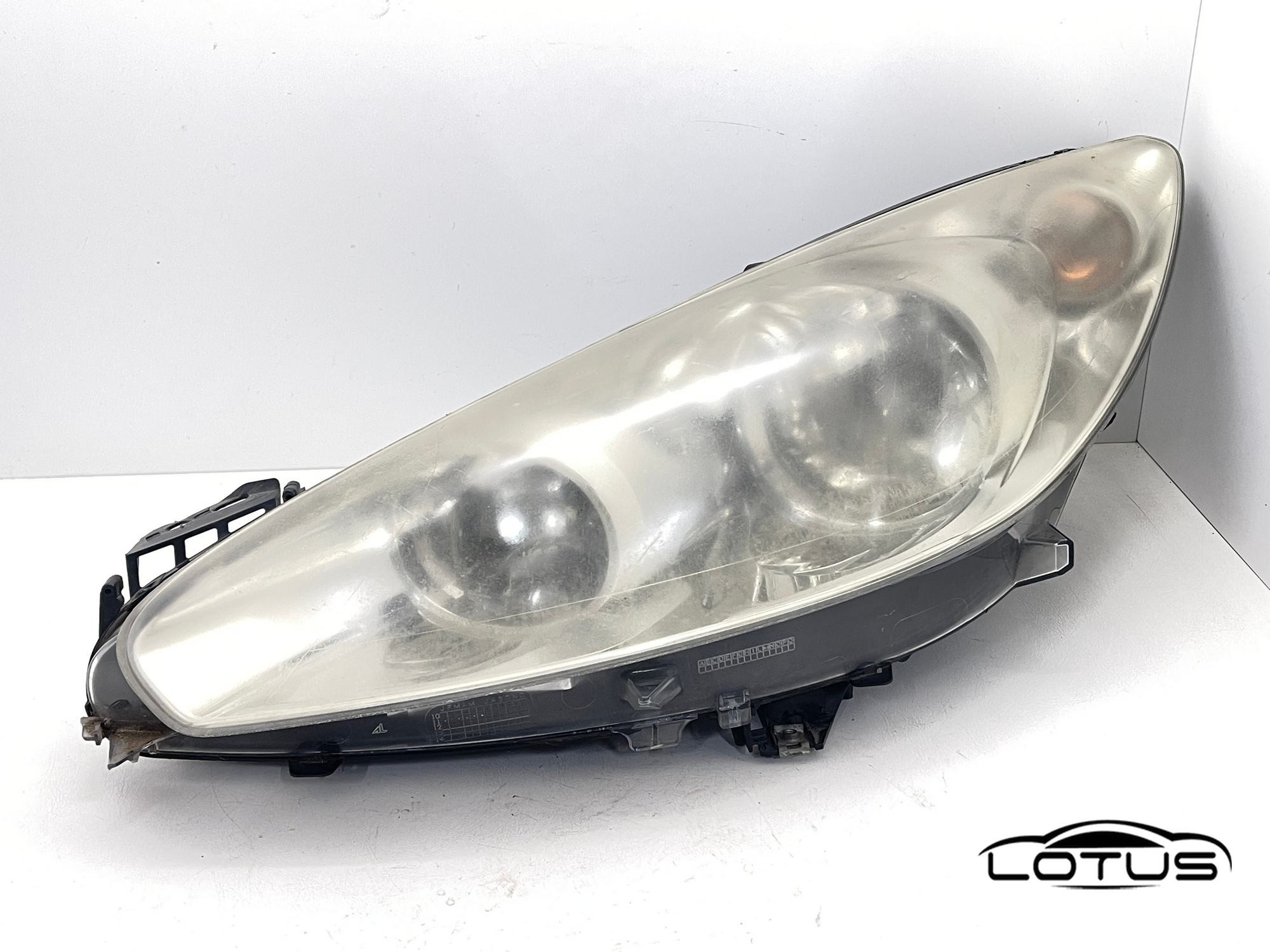 Lijevi far, farovi Peugeot 308 2007-2011 9674039880