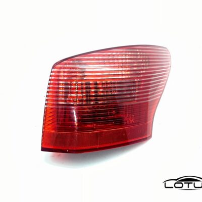 Desna štoplampa Peugeot 407 KARAVAN 2004-2010