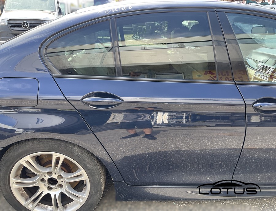 Zadnja desna vrata BMW 5 F10 LIMUZINA 2010-2016