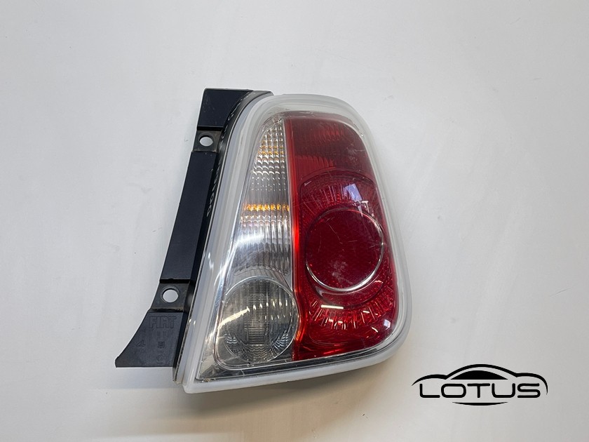 Desna štoplampa Fiat 500 2007-2016