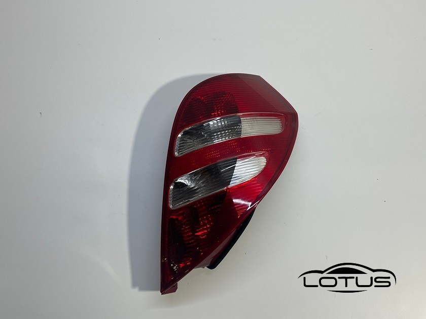 Desna štoplampa Mercedes A klasa W169 04-08