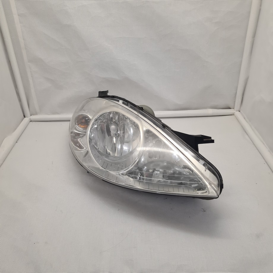 Desni far, farovi Mercedes A klasa W169 2004-2008