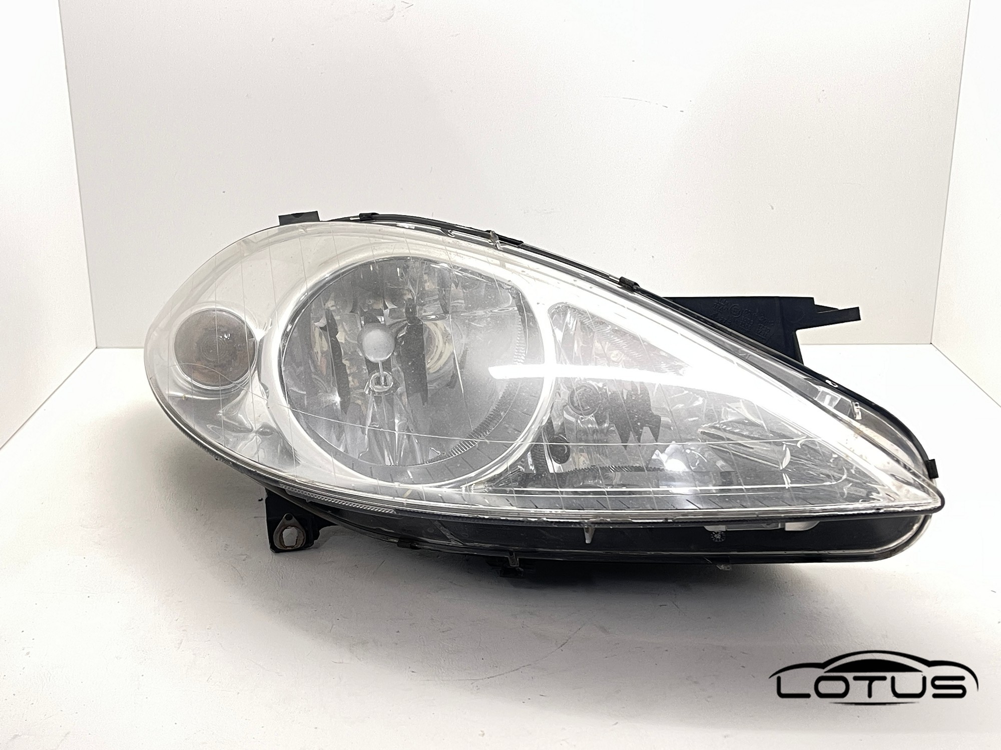 Desni far Mercedes A KLASA W169 04-07 A1698200261