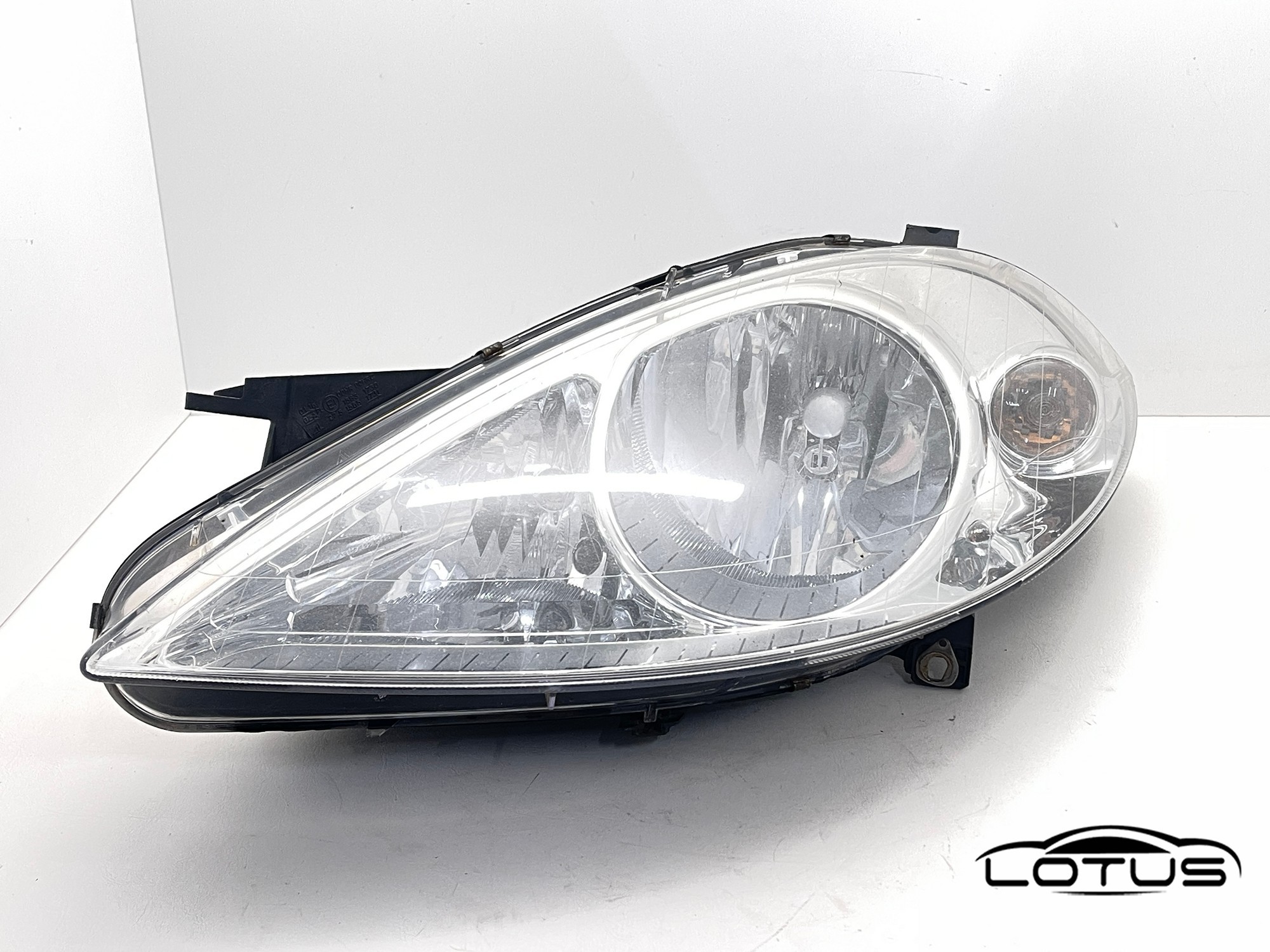 Lijevi far Mercedes A KLASA W169 04-07 A1698200161
