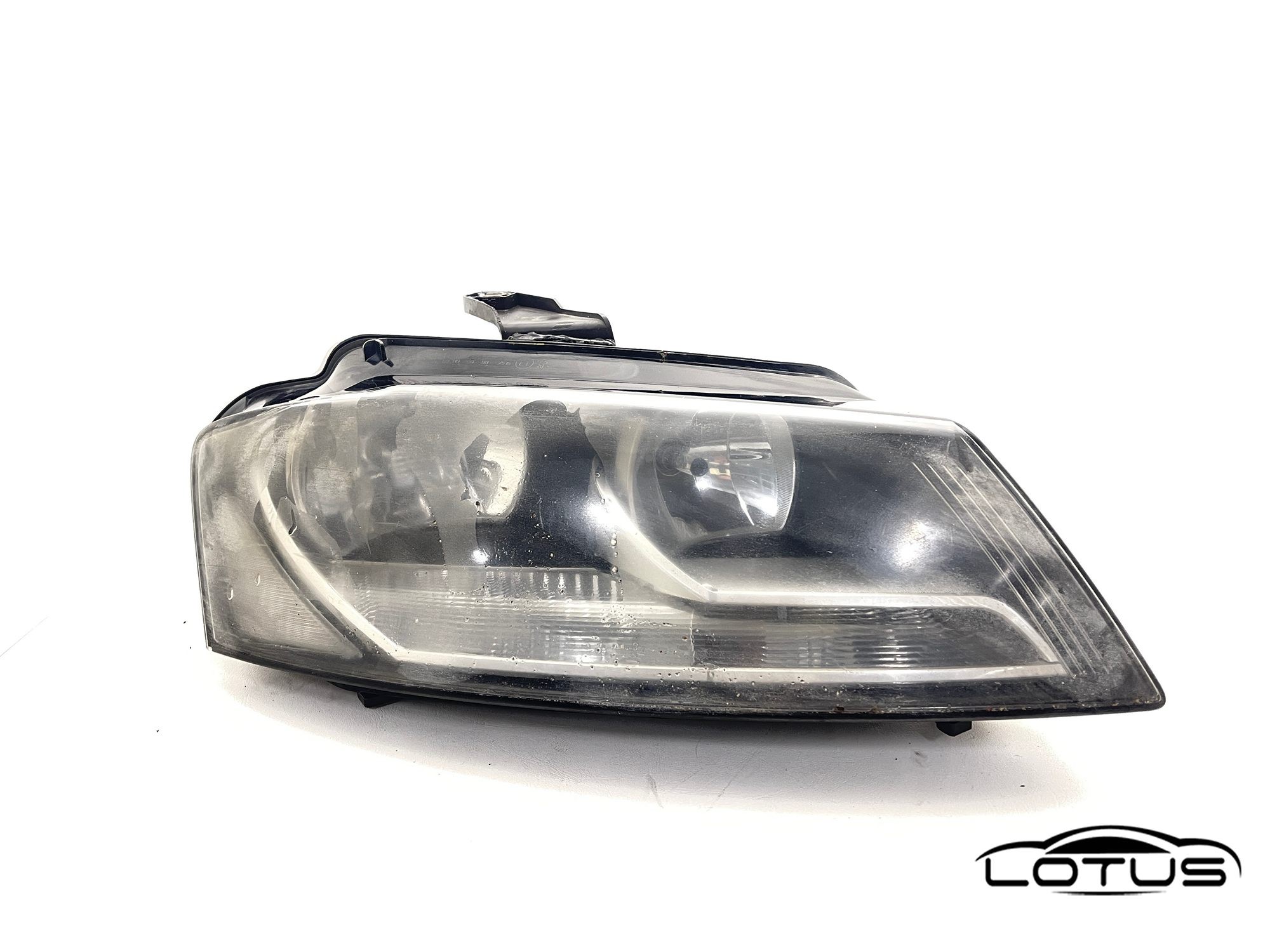 Desni far, farovi Audi A3 8P 2008-2012