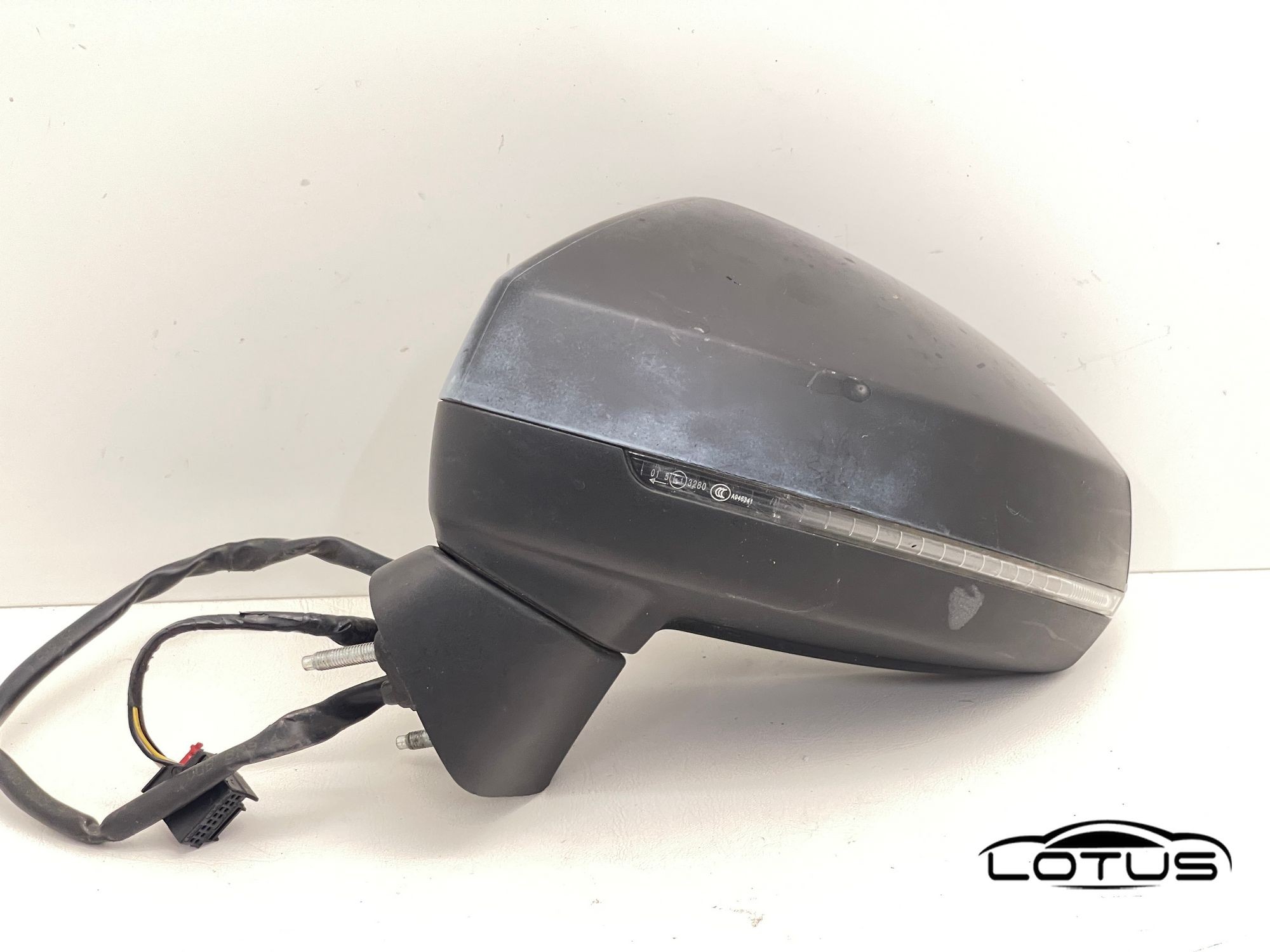 Lijevi retrovizor Audi A3 8V 2012-2016