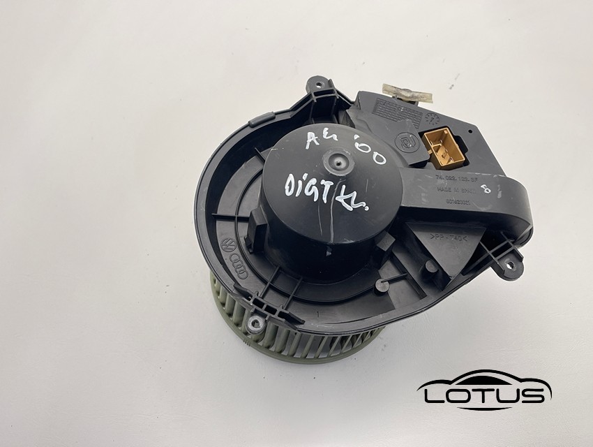 Ventilator kabine Audi A4 B5 1999-2001 8D1820021