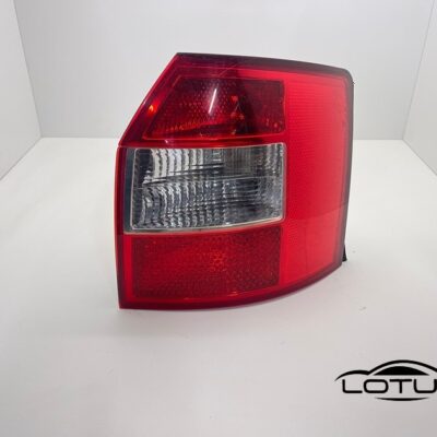 Desna štoplampa Audi A4 B6 KARAVAN 01-04