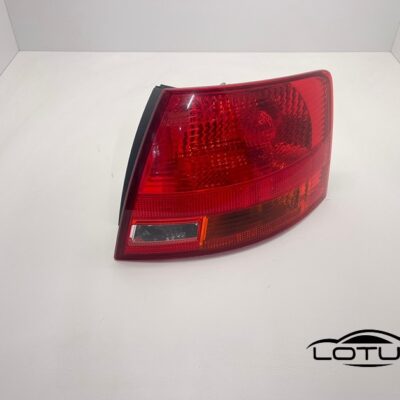 Desna štoplampa Audi A4 B7 KARAVAN 04-07