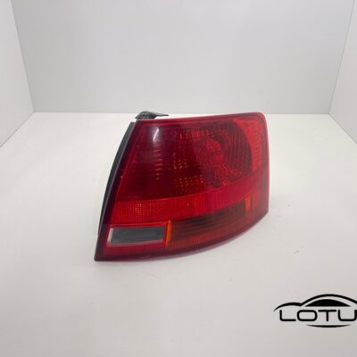 Desna štoplampa Audi A4 B7 KARAVAN 04-07