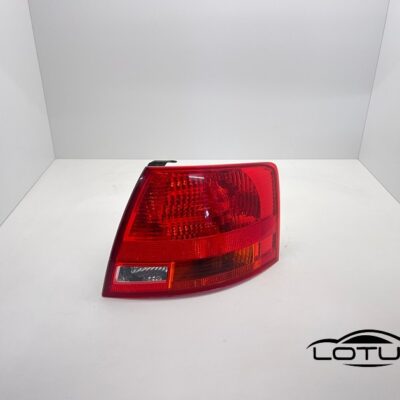 Desna štoplampa Audi A4 B7 KARAVAN 2004-2008