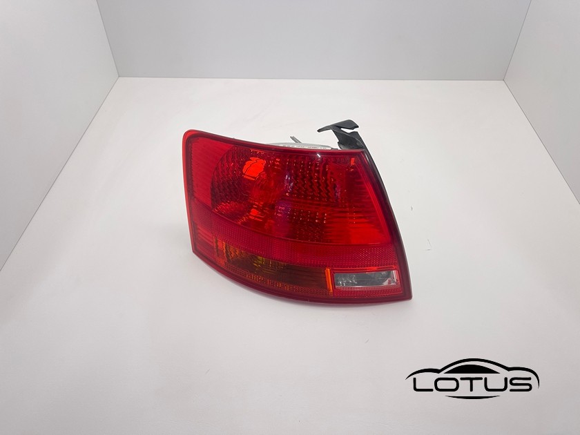 Lijeva štoplampa Audi A4 B7 KARAVAN 04-07