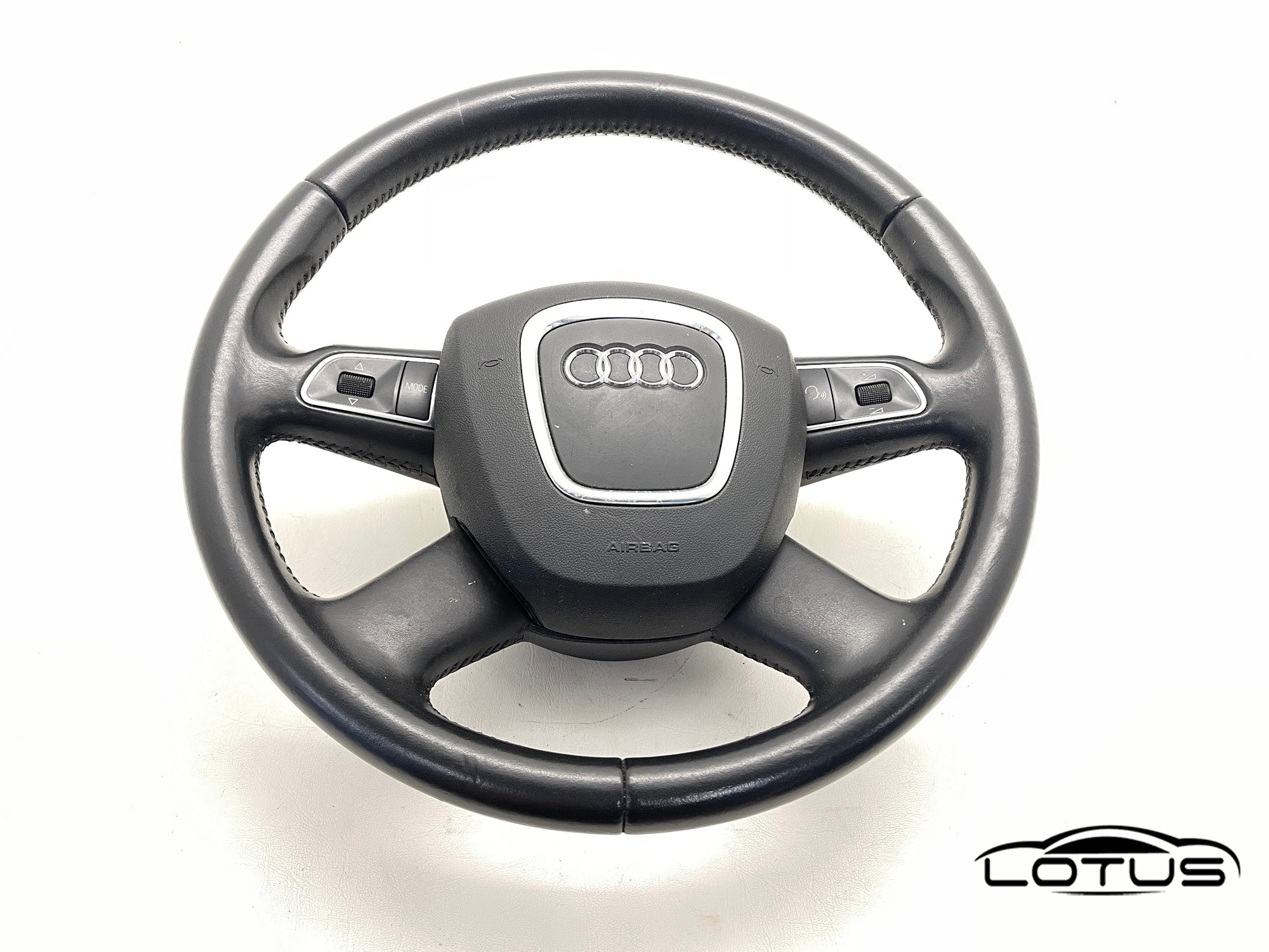 Volan Audi A4 B8 2007-2011 SA KOMANDAMA