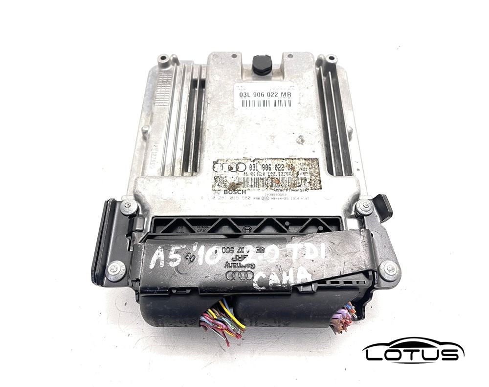 Kompjuter motora ECU Audi A5 2.0 TDI 03L906022MR