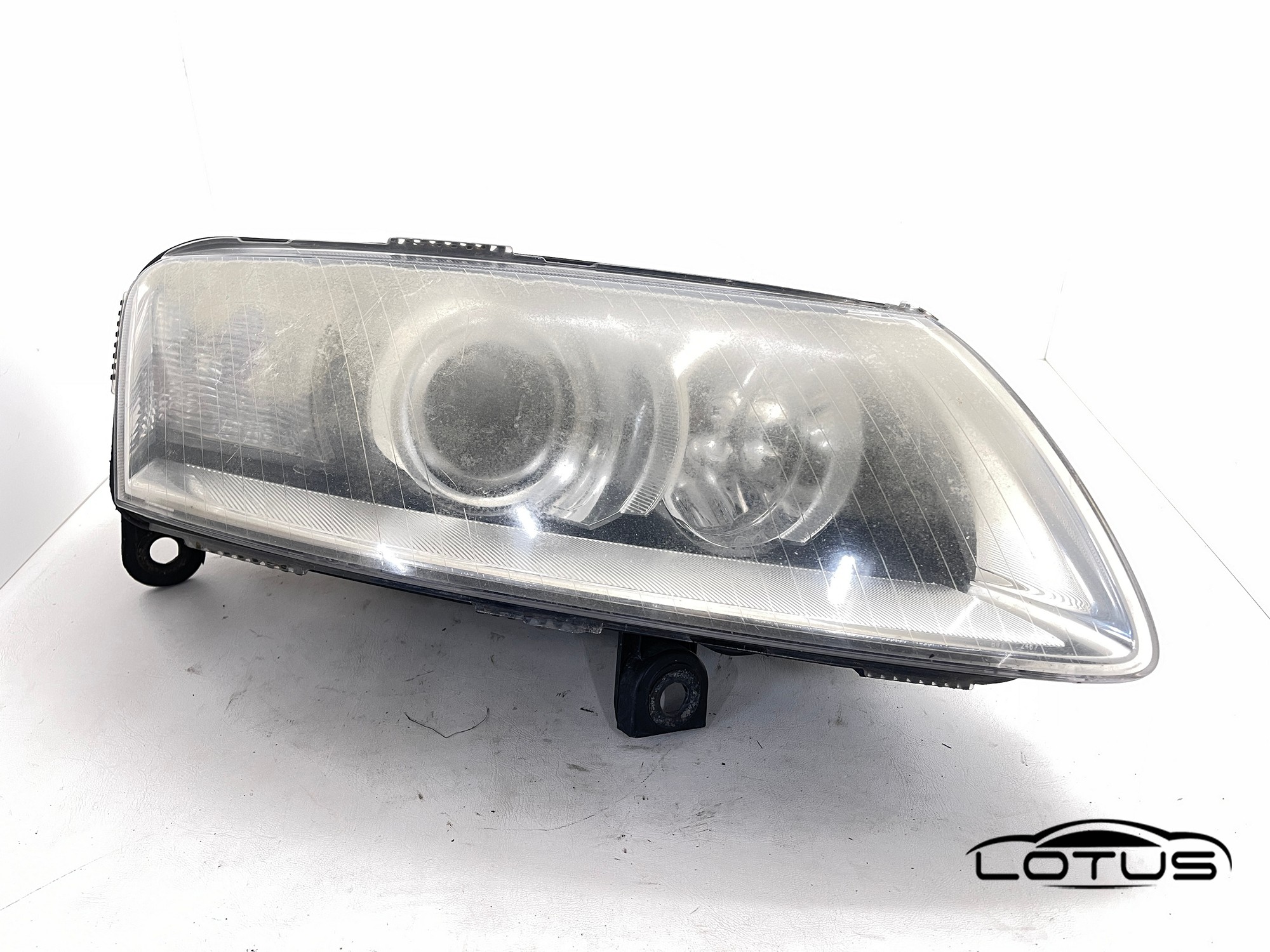 Desni far Audi A6 C6 4F 2004-2008 4F0941004