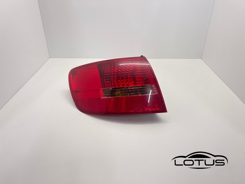 Lijeva štoplampa Audi A6 KARAVAN 04-08