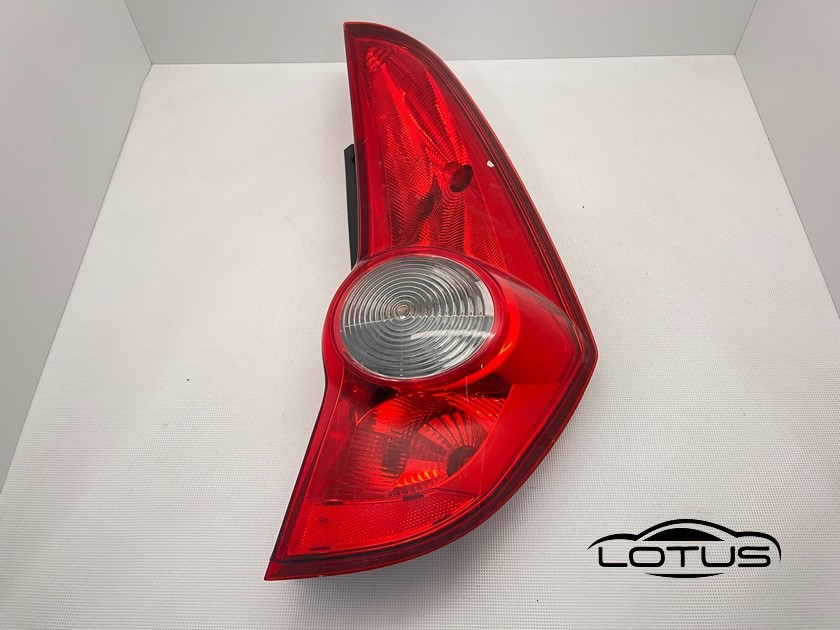 Desna štoplampa Opel AGILA 08-15