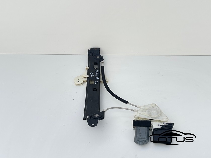 Zadnji desni podizac Seat Altea 04-09 1K0959704AE