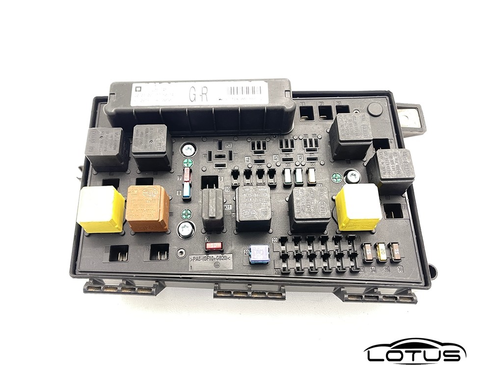 Kutija osigurača Opel ASTRA H 04-07 13206745 GR
