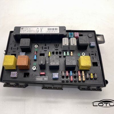 Kutija osigurača Opel ASTRA H 04-07 13206750 GX