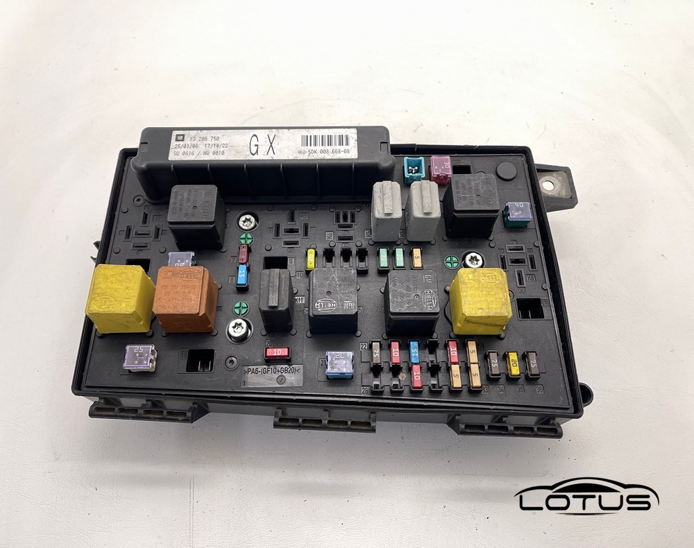 Kutija osigurača Opel ASTRA H 04-07 13206750 GX