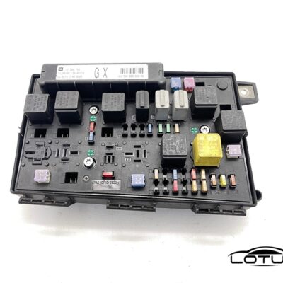Kutija osigurača Opel ASTRA H 04-07 13206750 GX