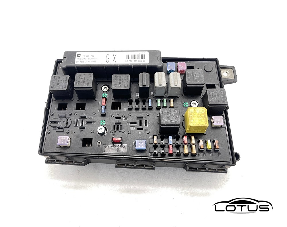 Kutija osigurača Opel ASTRA H 04-07 13206750 GX