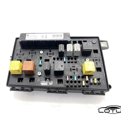 Kutija osigurača Opel ASTRA H 04-07 13206753 HA