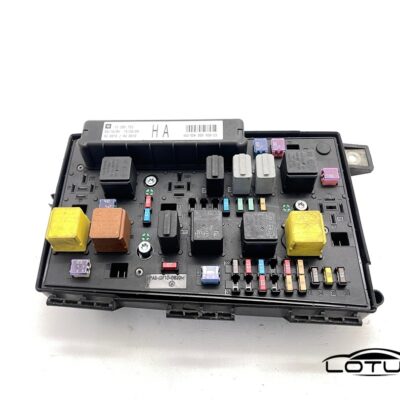 Kutija osigurača Opel ASTRA H 04-07 13206753 HA