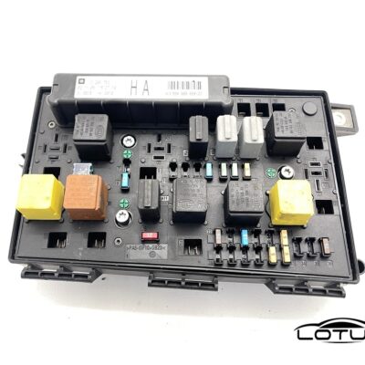 Kutija osigurača Opel ASTRA H 04-07 13206753 HA