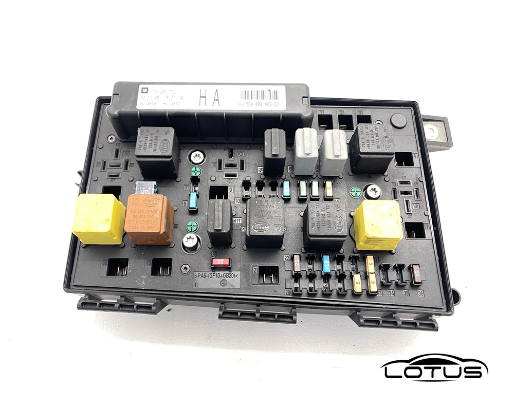 Kutija osigurača Opel ASTRA H 04-07 13206753 HA