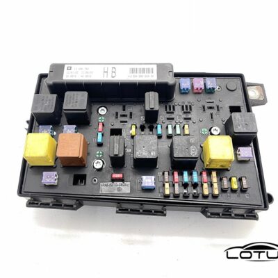Kutija osigurača Opel ASTRA H 04-07 13206754 HB