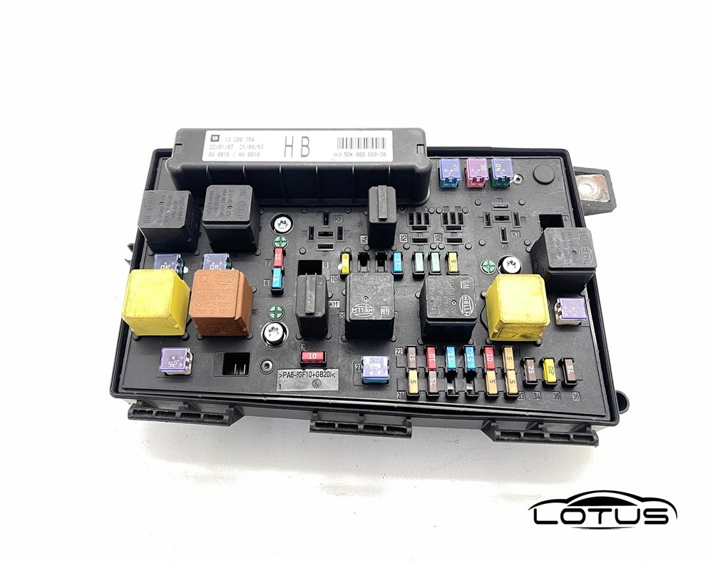 Kutija osigurača Opel ASTRA H 04-07 13206754 HB